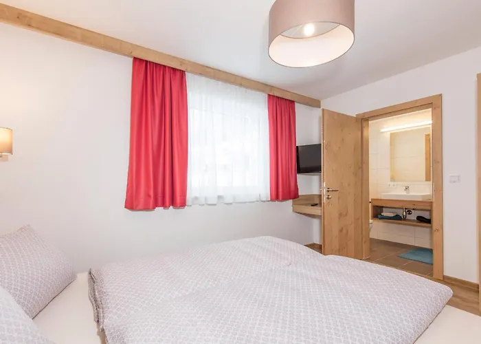 Апартаменты Ida Зёльден